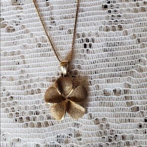 14kGold Hawaiian Lei Plumaria Flower Charm & chain